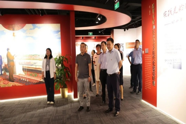 亦庄9393体育集团领导班子深入开展集中调研 激发党建工作新活力